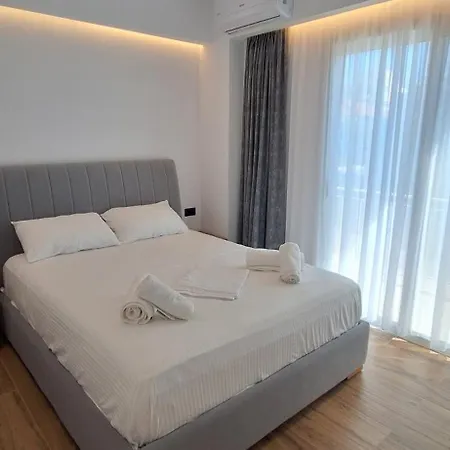 Cozy White House - Near Private Jacuzzi Ksamil