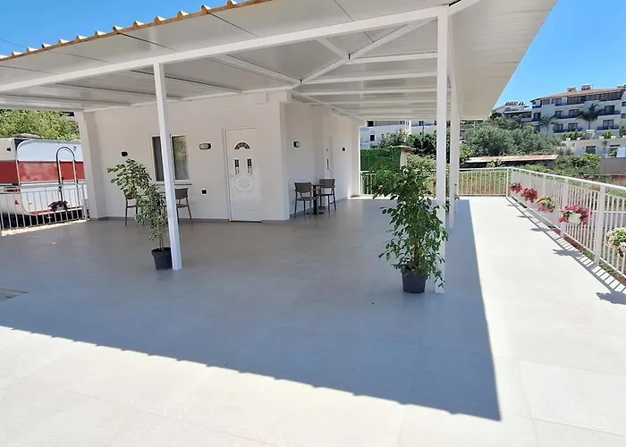 Cozy White House - Near Apartamento *