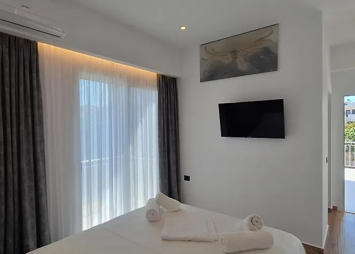 Cozy White House - Near 公寓 卡萨米尔